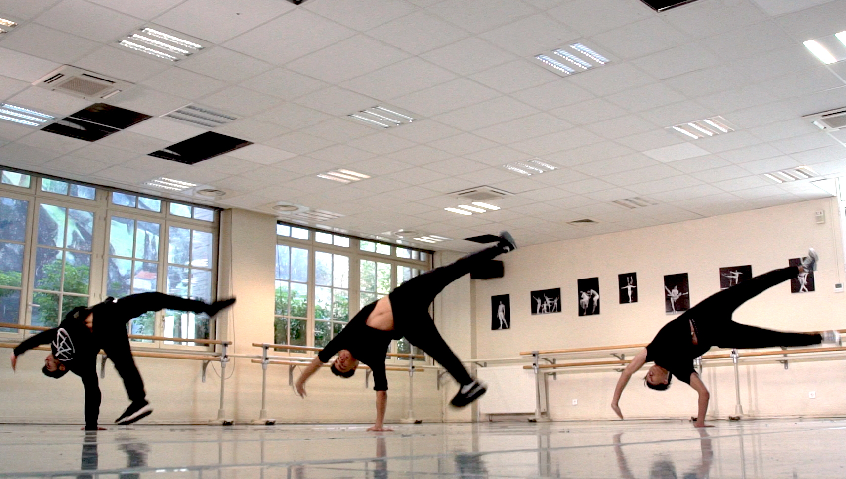 Fleurs de Bitume danse à l'école du Hip Hop