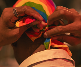 Ce feu qu’on tait, fragments d’une jeunesse queer