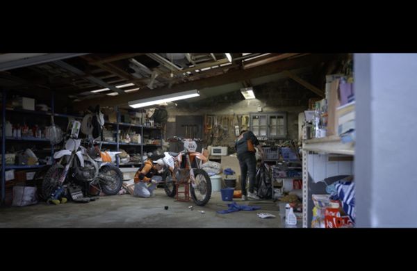 Deux roues, trois huit (c) Société Mañana Films 