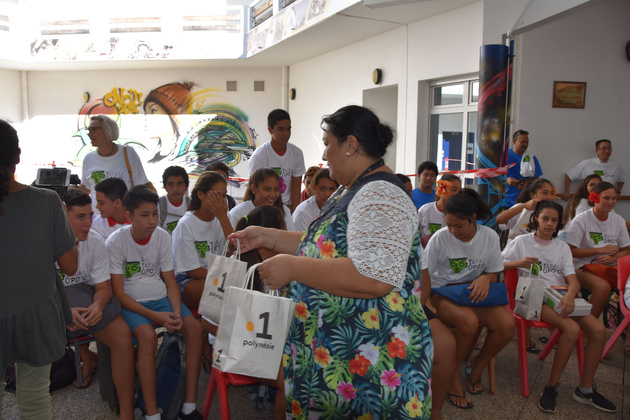 Distribution de cadeaux