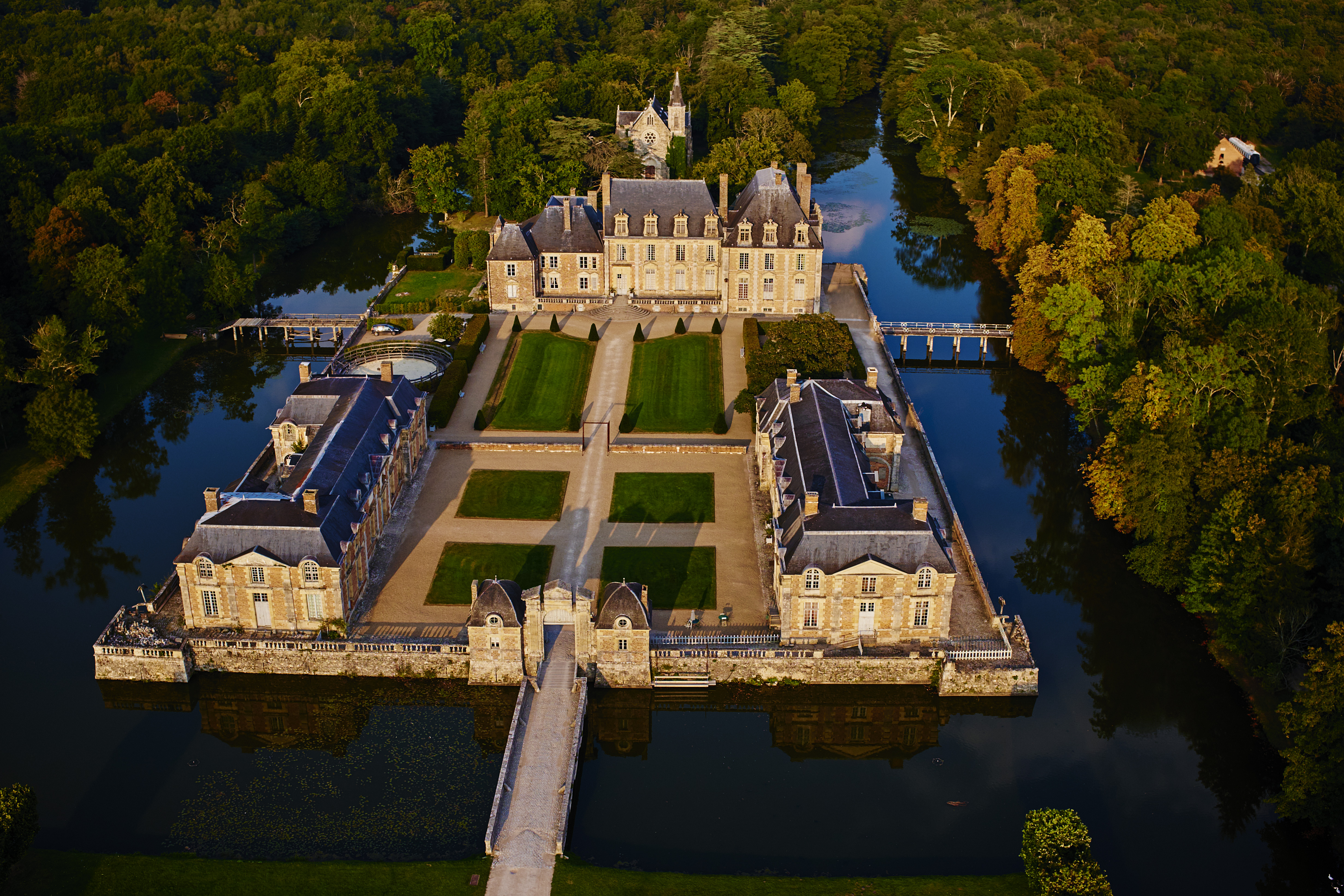 Le château de La Ferté Saint -Aubin