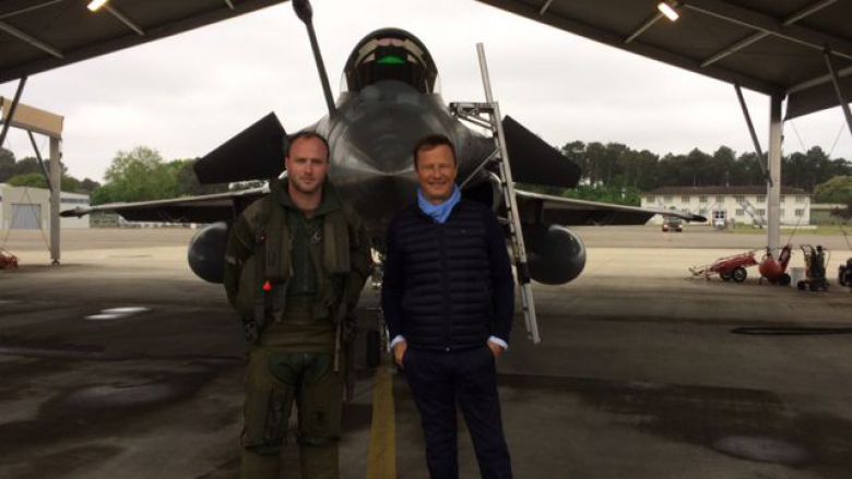 Pierjean Frison devant un rafale