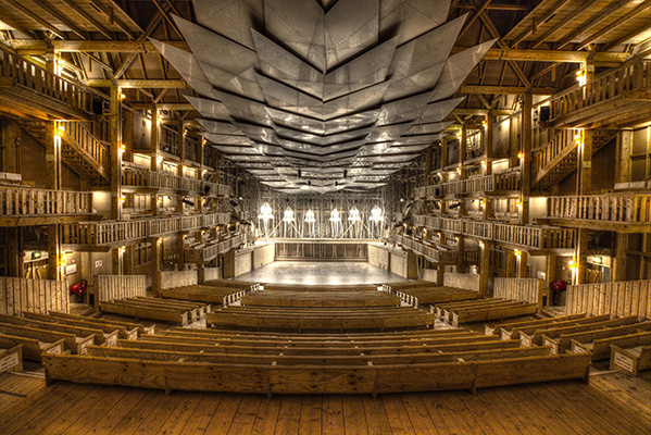 intérieur de la Grange au lac © DR