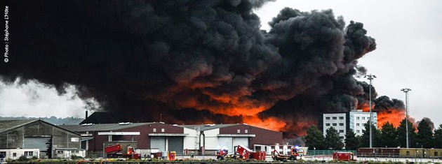 Incendie à l'usine Lubrizol de Rouen - crédit Stéphane L'Hôte