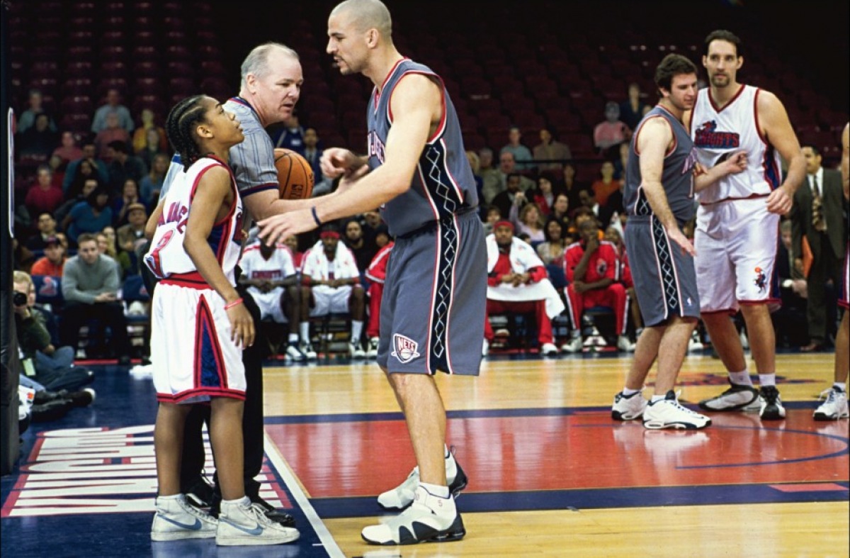 Des joueurs de baskets