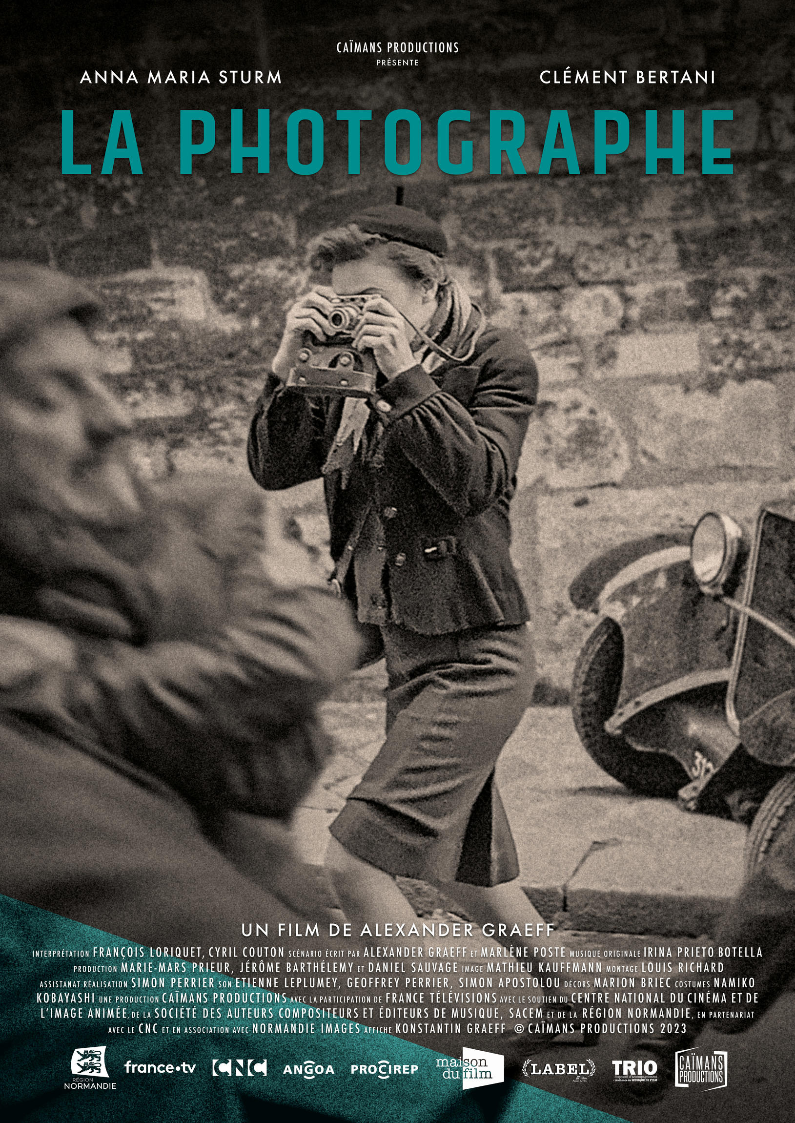  CaseProgrammation LIBRE COURT Titre PHOTOGRAPHE (LA) Legende Affiche Réalisation: Alexander GRAEFF MotsCles Affiche Genre COURT METRAGE Credit © Caïmans Productions