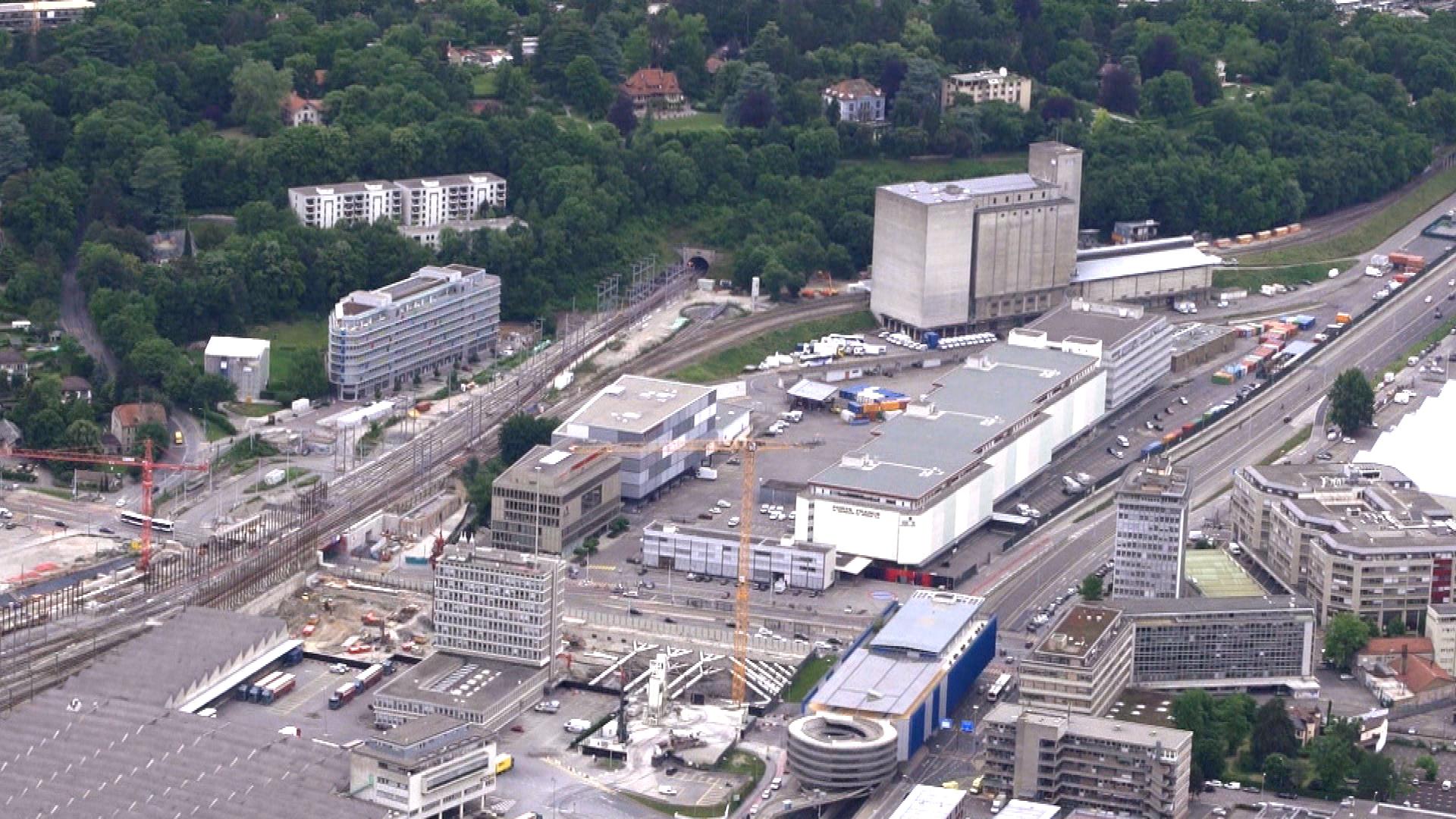 vue aérienne du port france de Genève