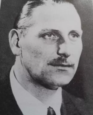 Roland Nosek Roland Nosek
