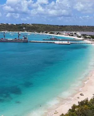 Caraïbes, le mensuel : Anguilla & Barbuda