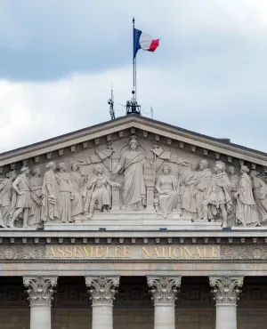 élections législatives 2024 - fronton Assemblée nationale 
