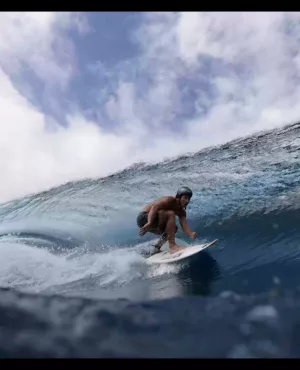 Atout surf EP5 MIHIMANA © Mérapi Productions/Bleu Lagon Productions 