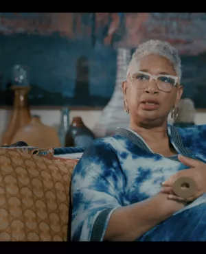 Valérie John, la femme indigo ©BÉRÉNICE MÉDIAS CORP. 