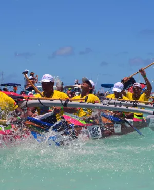 HAWAIKI NUI VAA/POLYNESIELA1ere ©FTV