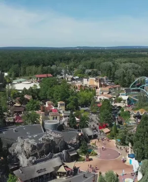 (c) HIKARI PRODUCTION LGDH ASTERIX LGDH PARC ASTERIX