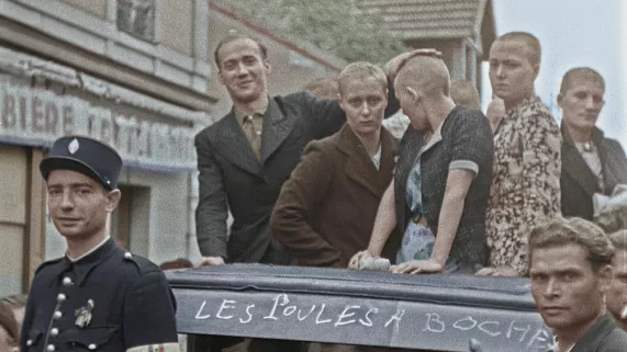 APRES HITLER