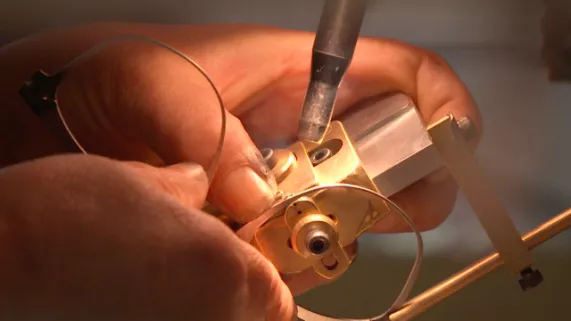 Les lunettes font de la résistance