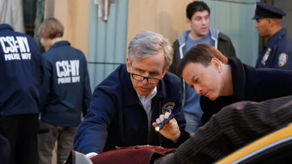 LES EXPERTS : MANHATTAN - SAISON 9