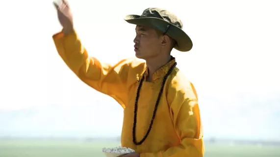 © Ladybirds films MONGOLIE, LE CHAMAN ET L'ORPAILLEUR