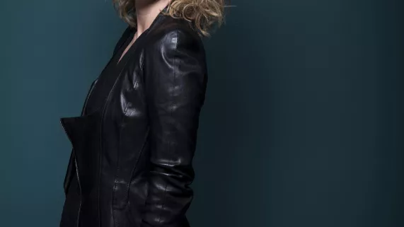 Caroline Roux