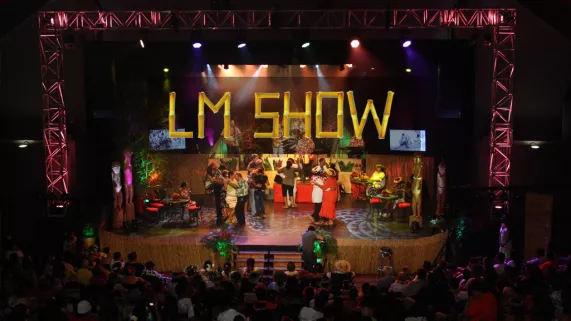 LM SHOW MANOVAI BAND