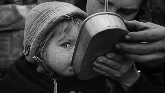 © Program33 UNE ENFANCE SOUS L'OCCUPATION