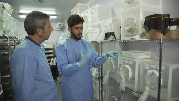 AVENTURES DE MEDECINE : VAINCRE LES EPIDEMIES