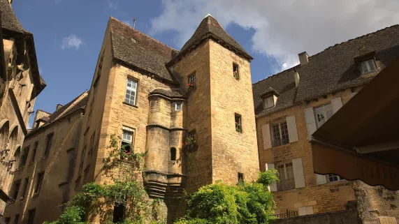 LES 100 LIEUX QU'IL FAUT VOIR