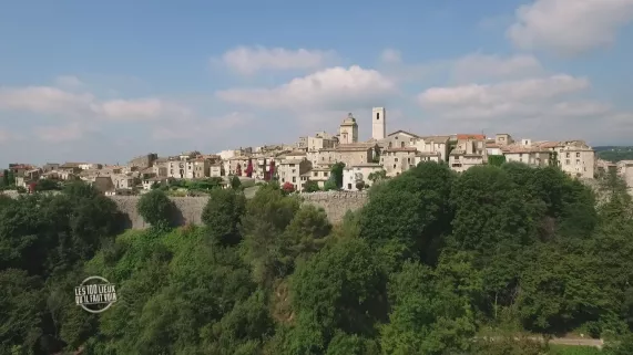 LES 100 LIEUX QUE VOUS DEVEZ VOIR