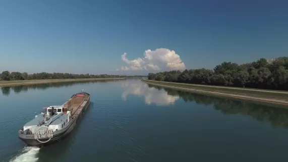 LES 100 LIEUX QU'IL FAUT VOIR