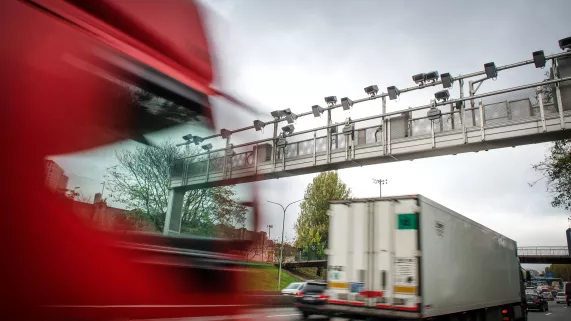 Un des 173 portiques implantés en France