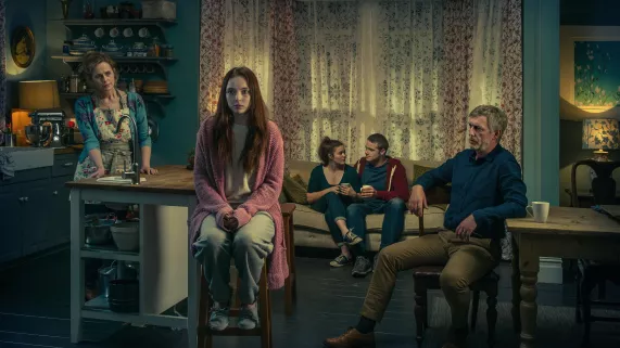 (C) BBC 2016 THIRTEEN