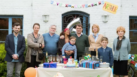 le poids des mensonges le poids des mensonges