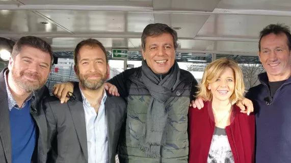 de GàD Y Hallouin, Vianney delourme, JN Mirande, Wendy Bouchard et Stéphan Gruss de GàD Y Hallouin, Vianney delourme, JN Mirande, Wendy Bouchard et Stéphan Gruss