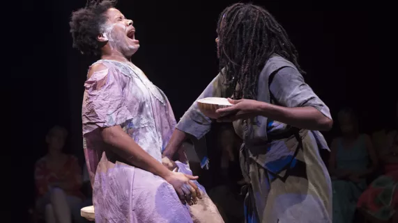 Thriller théâtrale Cyclones