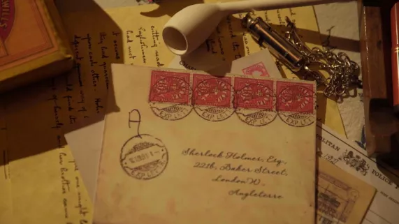 SHERLOCK HOLMES CONTRE CONAN DOYLE