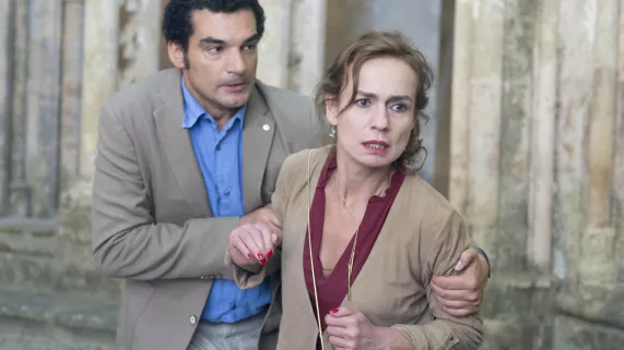 GUYON Nathalie/FTV BEBES VOLES (Sélection en  compétition Festival de Luchon/FTV Du 3 au 7 février 2016)