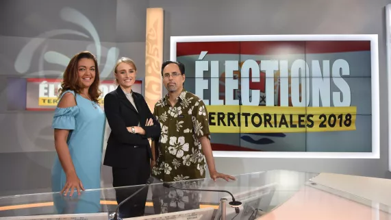@tepiubambridge Territoriales 2018 en français - Natacha SZILAGYI-Lucile GUICHET - Teiva ROE