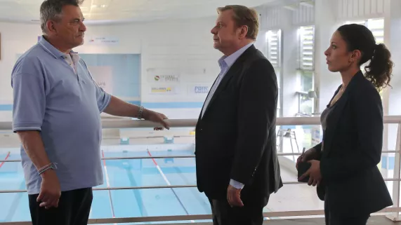 BERNARD FAU / JLA productions MAGELLAN