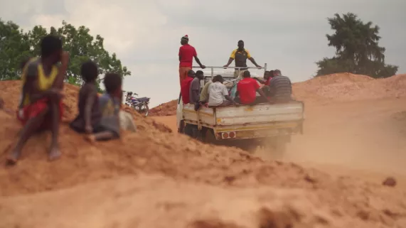 LES ROUTES DE L'IMPOSSIBLE