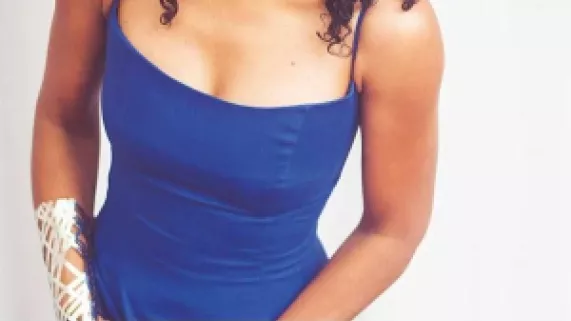 tania Saint-Val "autrement"