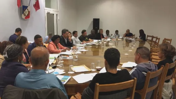 UN JOUR AVEC…MONSIEUR LE MAIRE 