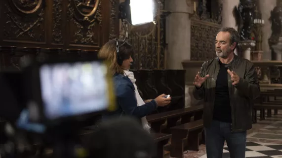 LA GUERRE DES TRÔNES