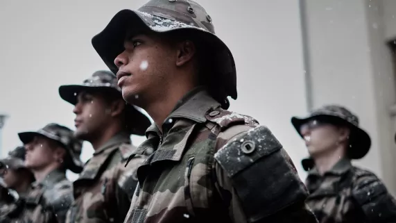 Du paradis à la guerre