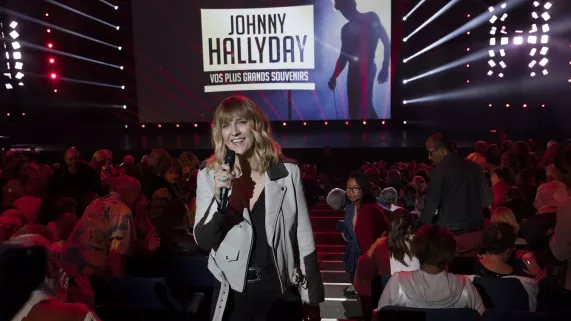 JOHNNY HALLYDAY - VOS PLUS BEAUX SOUVENIRS JOHNNY HALLYDAY - VOS PLUS BEAUX SOUVENIRS