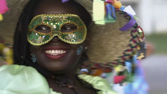 Ecrans du monde UN JOUR EN FÊTE