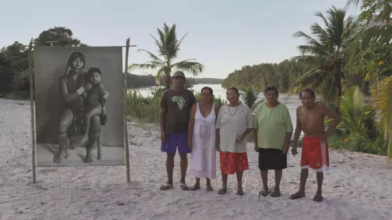 ©Bonne pioche SAUVAGES, AU COEUR DES ZOOS HUMAINS