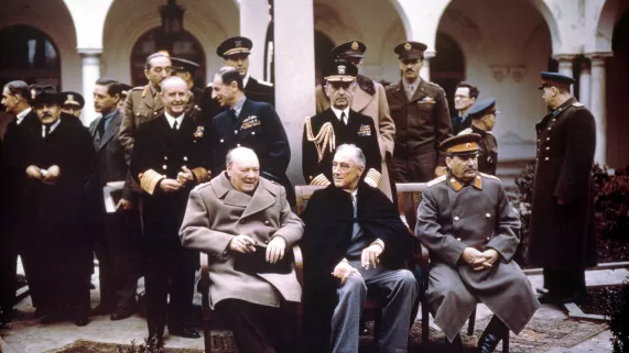 Yalta Staline Churchill et Roosevelt