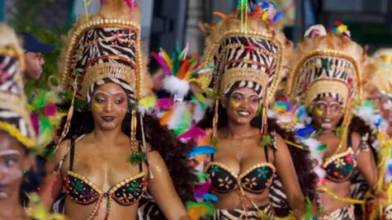 MAS DÉWÒ/LA PARADE Ste Anne Guadeloupe la1ere