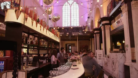 LA SECONDE VIE DES ÉGLISES