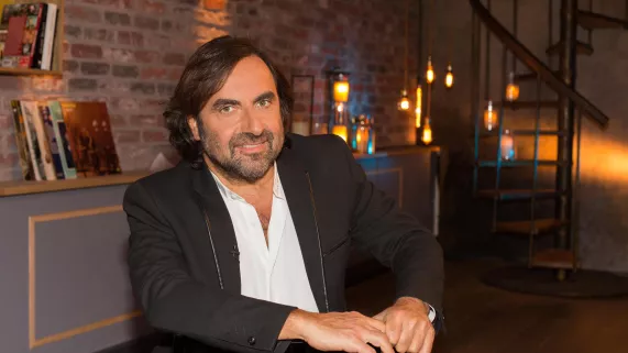 Prime inédit //La vie secrète des chansons // "C'est la même chanson"